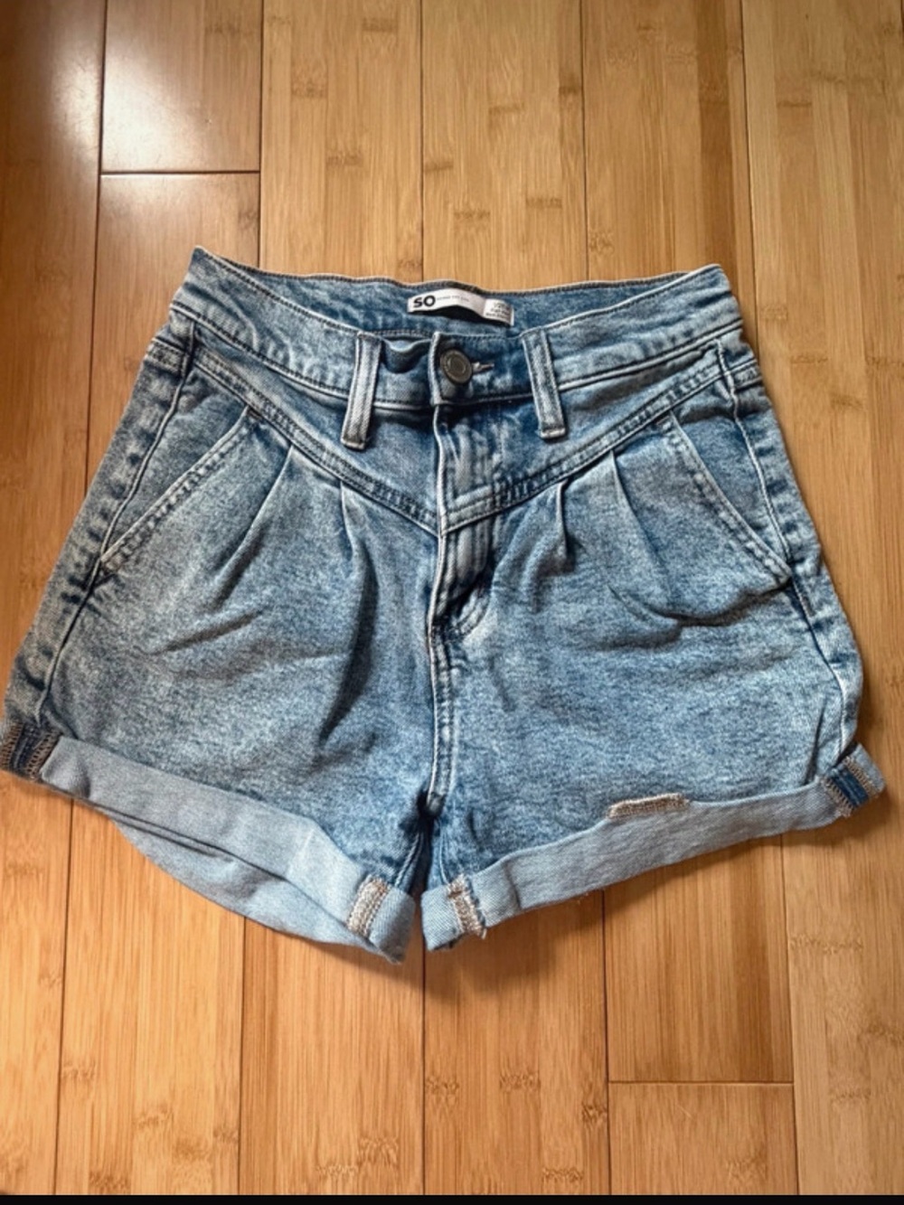 Casual Light Blue Washed Denim High-Rise Shorts